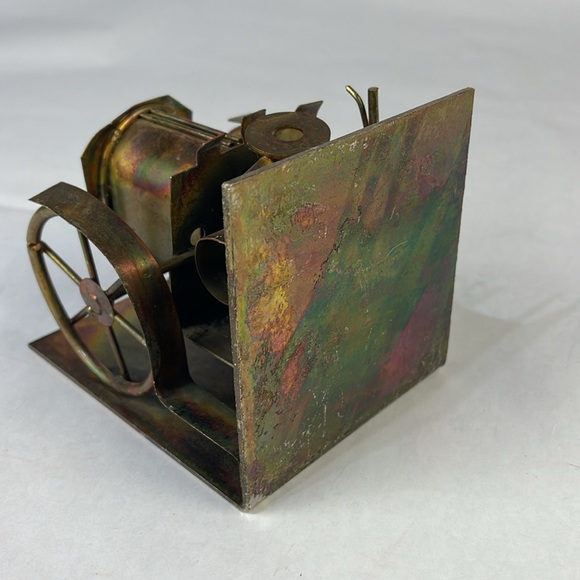 Handmade Metal Car Book End Statue - Picture 5 of 11